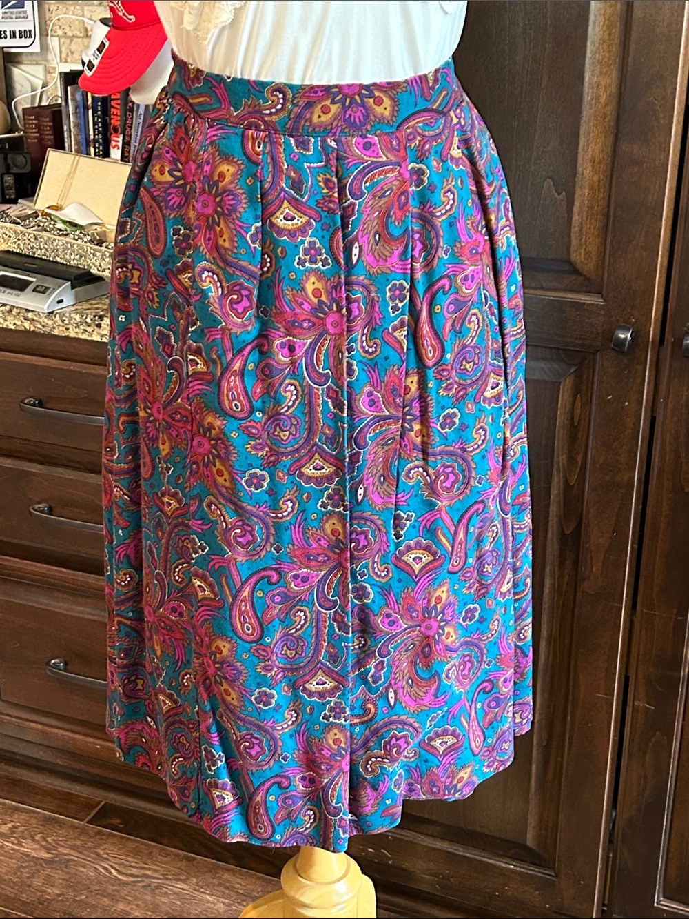 1990’s Worthington Sz M Teal & Purple Paisley Midi Skirt
